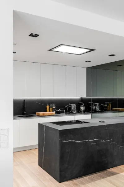 Obrázek Odsavač vestavný stropní SU Light Black (CDS9001C)