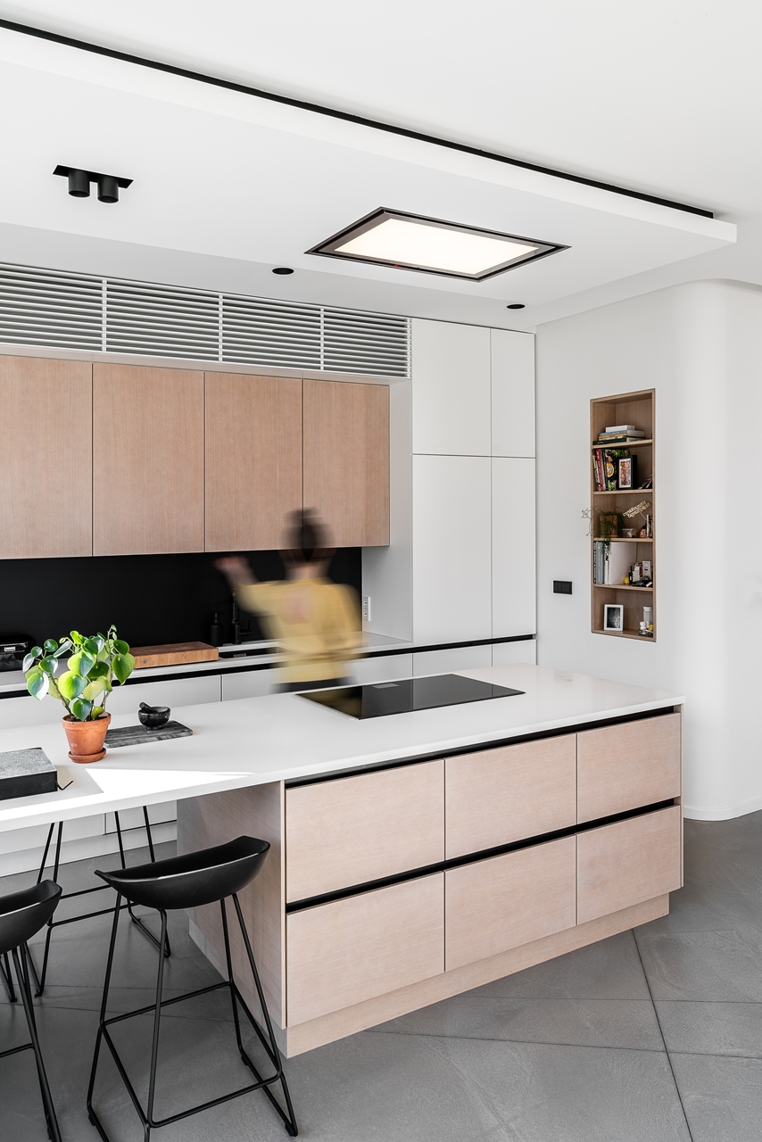Obrázek Odsavač vestavný stropní SU Light Inox White (CDS9001IB)