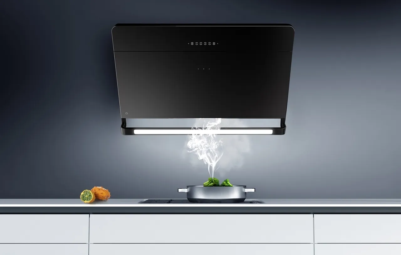 Obrázek Odsavač šikmý komínový Illumia Black (CDP9002C)