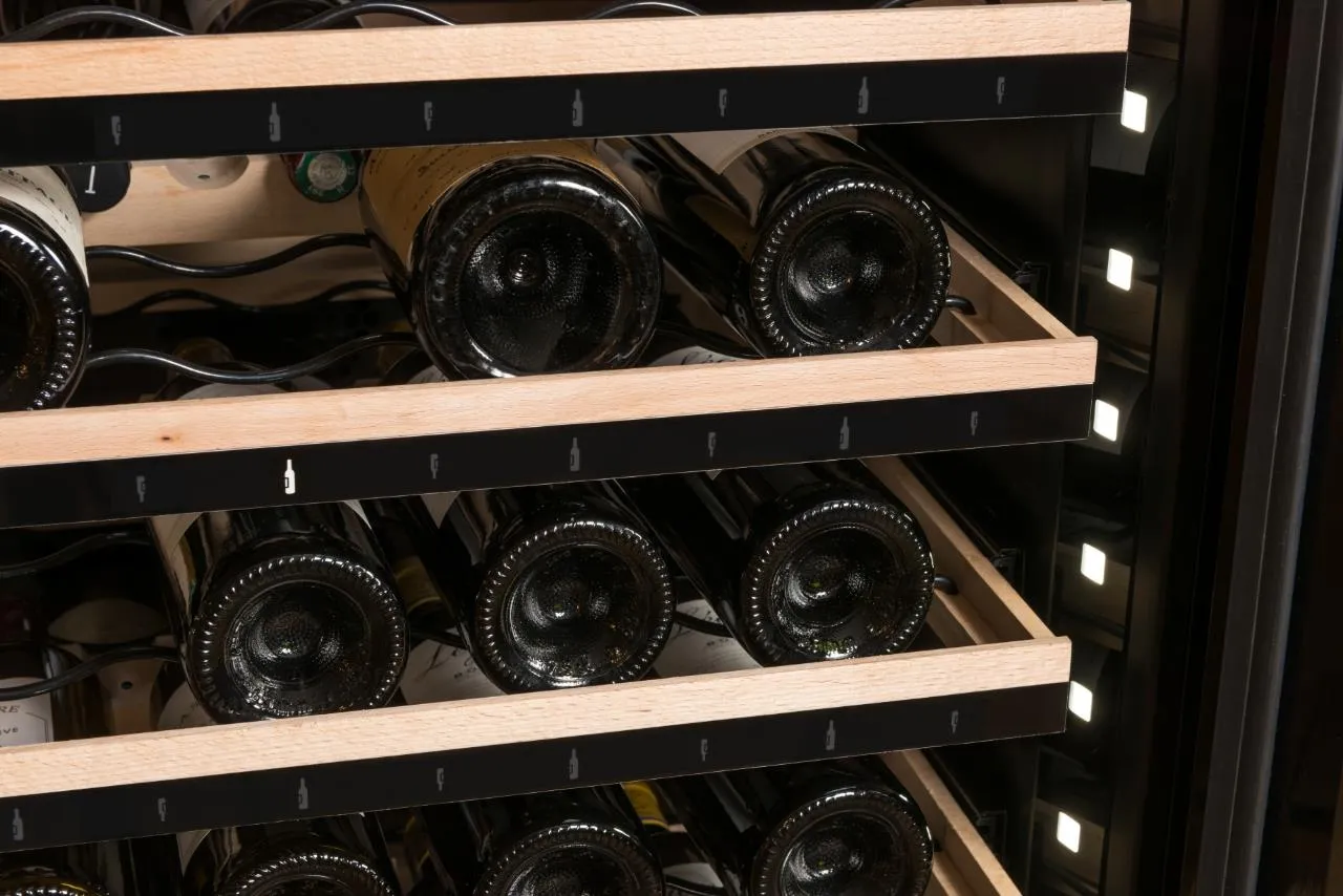 Obrázek VINOTÉKA ECELLAR150