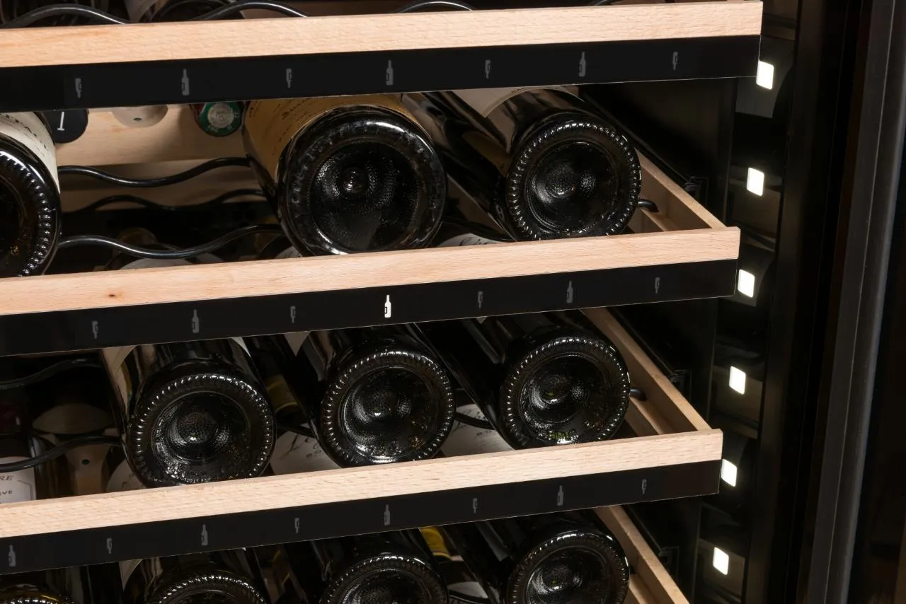 Obrázek VINOTÉKA ECELLAR150