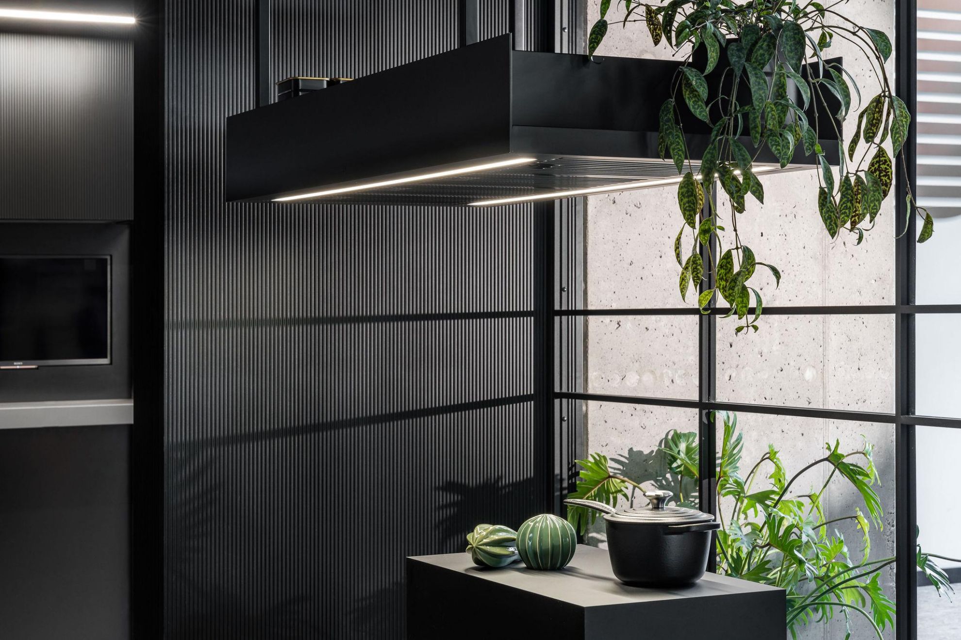 Obrázek Odsavač ostrůvkový MINIMAL 1.90 Black CDW901C