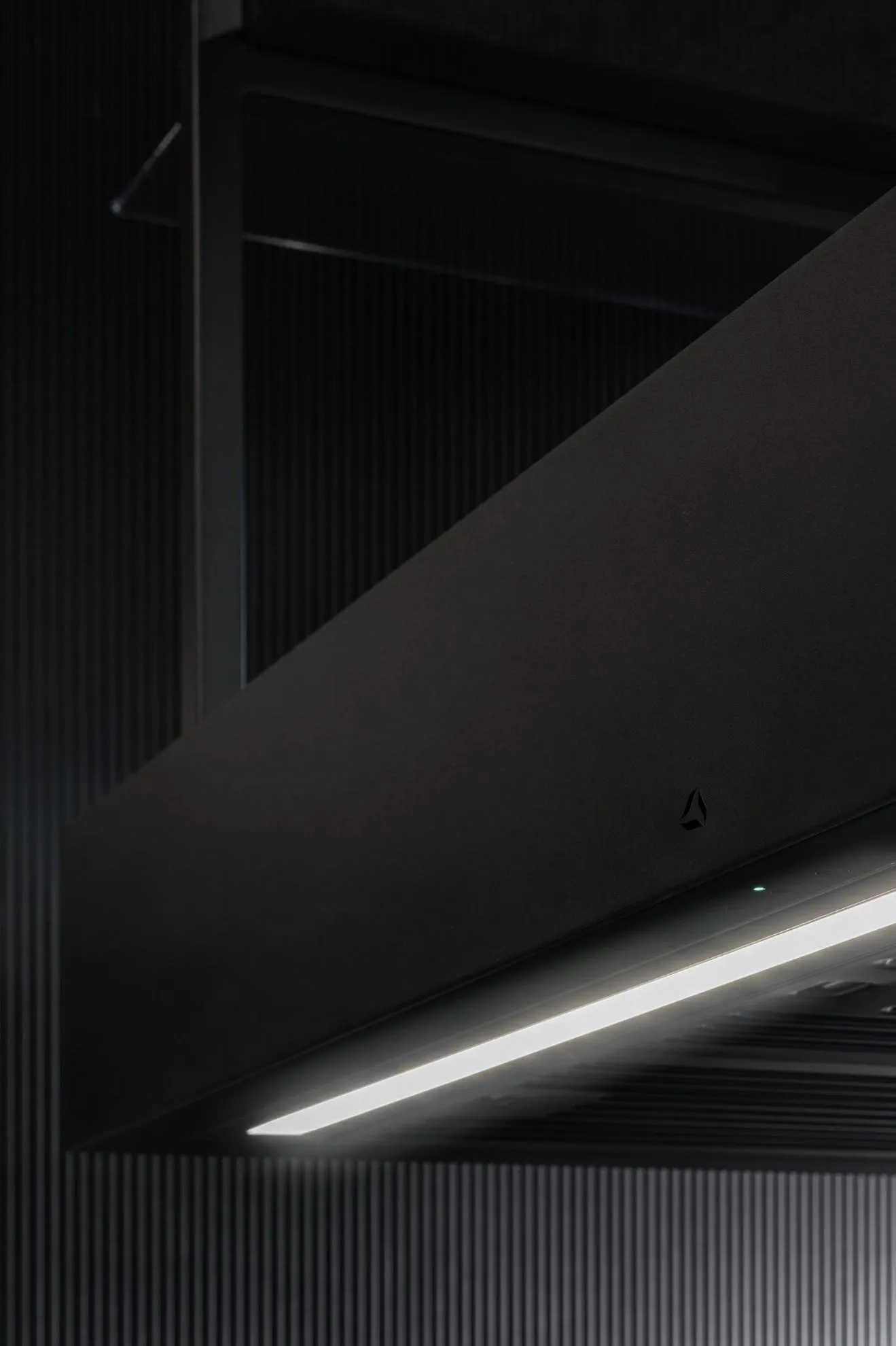 Obrázek Odsavač ostrůvkový MINIMAL 1.90 Black CDW901C