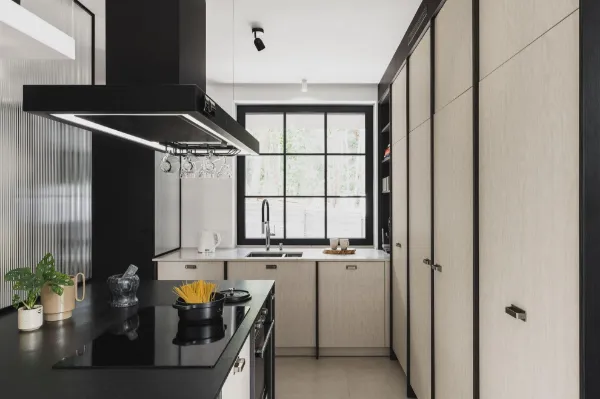 Obrázek Odsavač ostrůvkový MINIMAL 2.120 Black CDW1202C+U