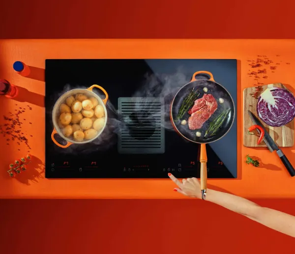 Obrázek INDUKČNÍ DESKA S INTEGROVANÝM ODSAVAČEM WIZARD ONE CDB8301C