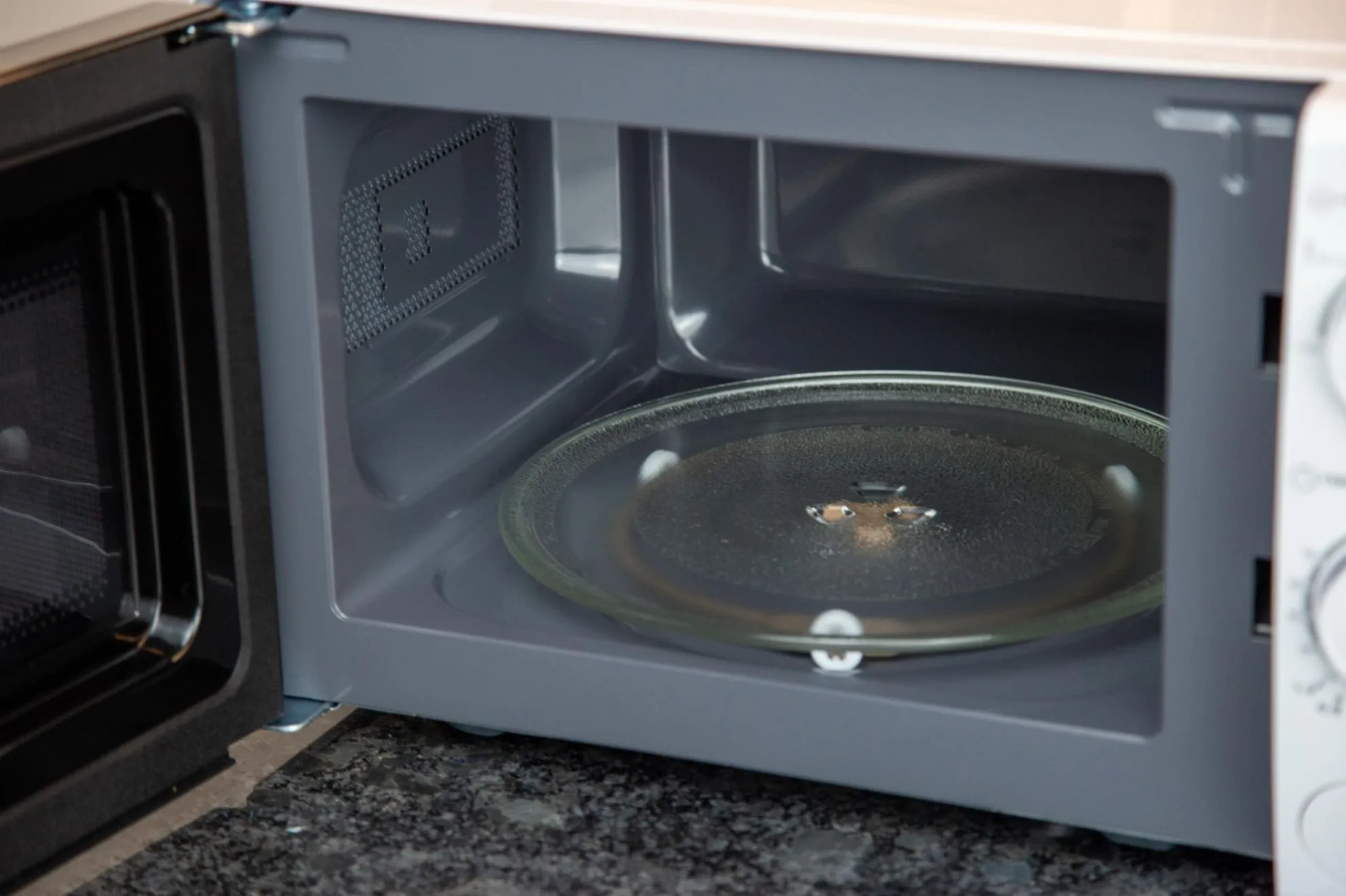 Obrázek Mikrovlnná trouba MPM-20-KMM-12 W