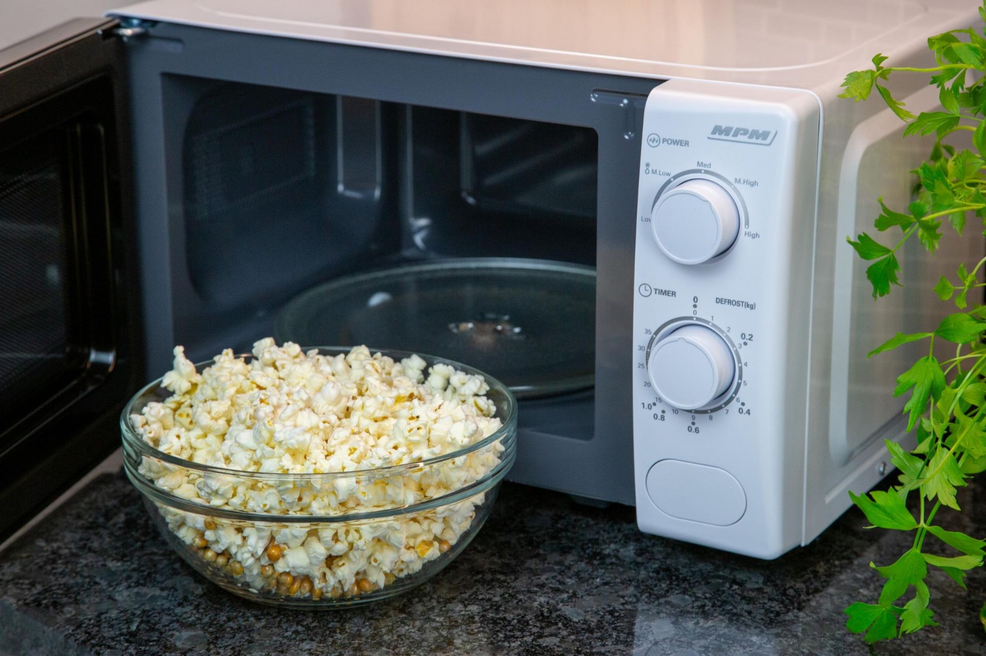 Obrázek Mikrovlnná trouba MPM-20-KMM-12 W