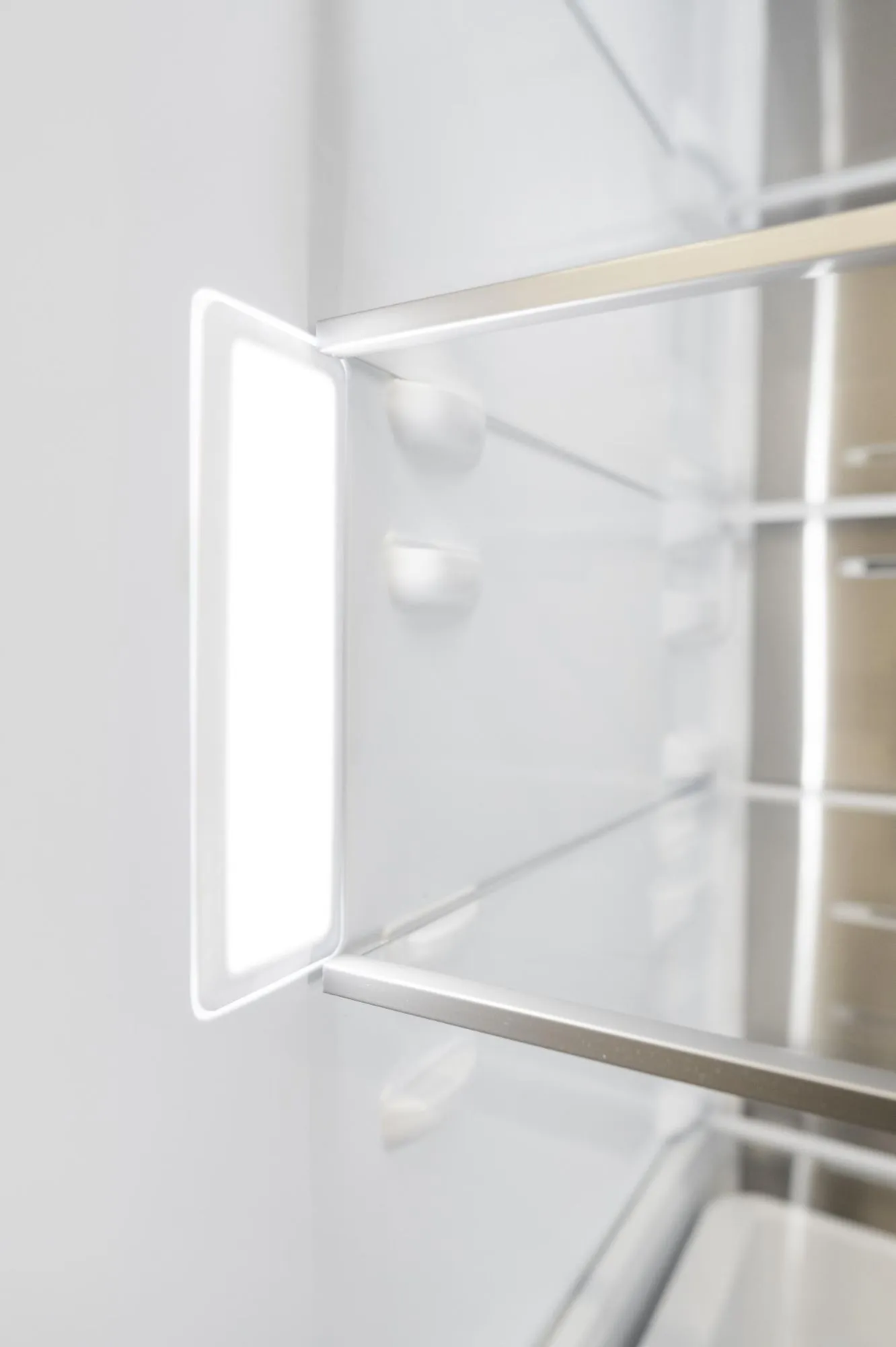 Obrázek CHLADNIČKA KOMBINOVANÁ KCN5326W